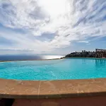 Βίλα Patty With Infinity Pool In Front Of The Sea, Parking And Wifi Torre delle Stelle