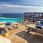 Patty With Infinity Pool In Front Of The Sea, Parking And Wifi * Torre delle Stelle