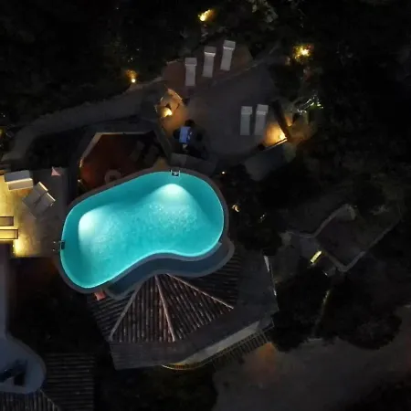 Villa Patty With Infinity Pool In Front Of The Sea, Parking And Wifi Villa Torre delle Stelle