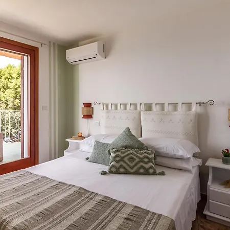 Villa Patty With Infinity Pool In Front Of The Sea, Parking And Wifi Torre delle Stelle