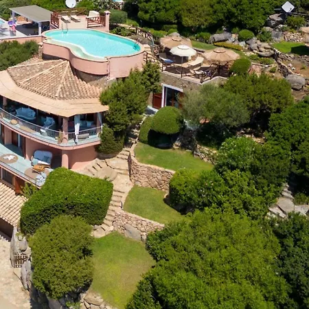 Villa Patty With Infinity Pool In Front Of The Sea, Parking And Wifi Villa