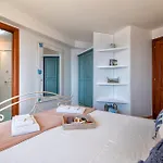Patty With Infinity Pool In Front Of The Sea, Parking And Wifi Villa Torre delle Stelle