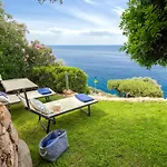 Patty With Infinity Pool In Front Of The Sea, Parking And Wifi Villa Torre delle Stelle
