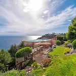 Patty With Infinity Pool In Front Of The Sea, Parking And Wifi Torre delle Stelle