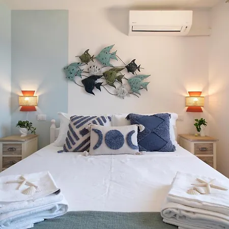 فيلة Patty With Infinity Pool In Front Of The Sea, Parking And Wifi توري ديل ستيل