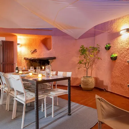 فيلة Patty With Infinity Pool In Front Of The Sea, Parking And Wifi