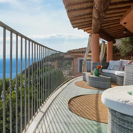 فيلة Patty With Infinity Pool In Front Of The Sea, Parking And Wifi *