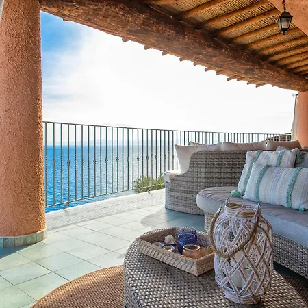 فيلة Patty With Infinity Pool In Front Of The Sea, Parking And Wifi توري ديل ستيل