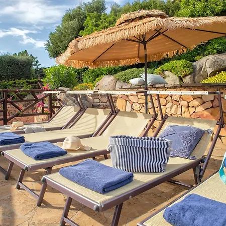 Villa Patty With Infinity Pool In Front Of The Sea, Parking And Wifi Torre delle Stelle